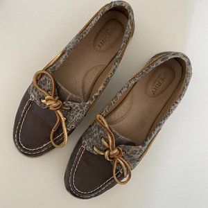 Sperry Sliders